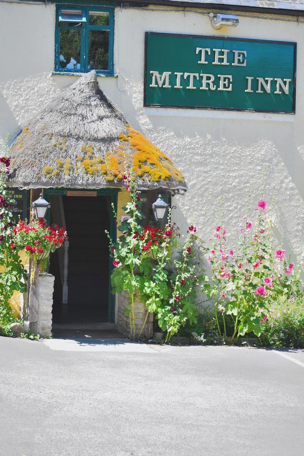 The Mitre Inn เชอร์บอร์น ภายนอก รูปภาพ